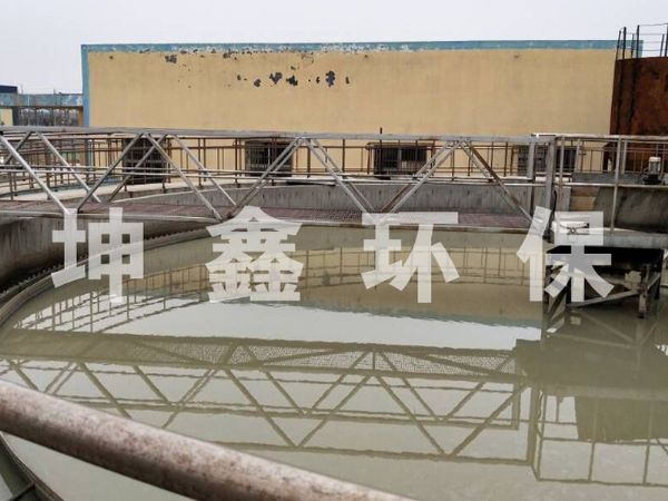 刮泥機(jī)